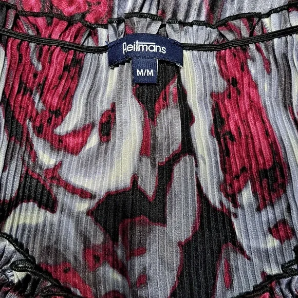 Reitmans Top - Picture 6 of 8